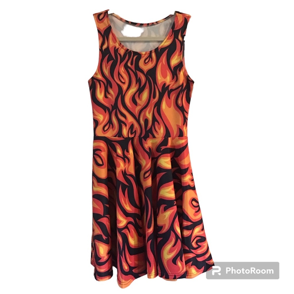 Women’s Sleeveless Hot Flame Fire Pattern Fit & Flare Full Circle Dress XXS